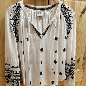 Knox Rose Peasant Blouse